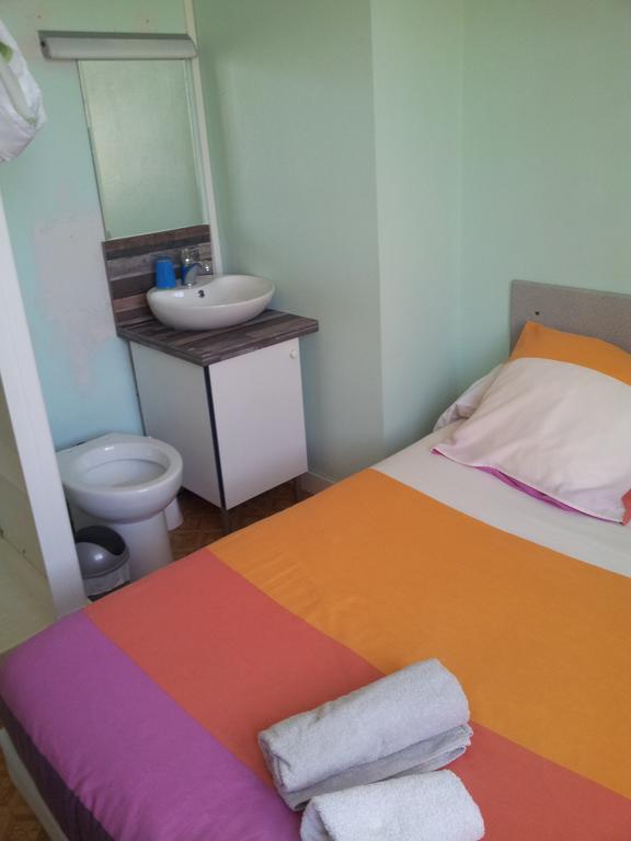 Auberge Bella Riva Creysse  Kamer foto
